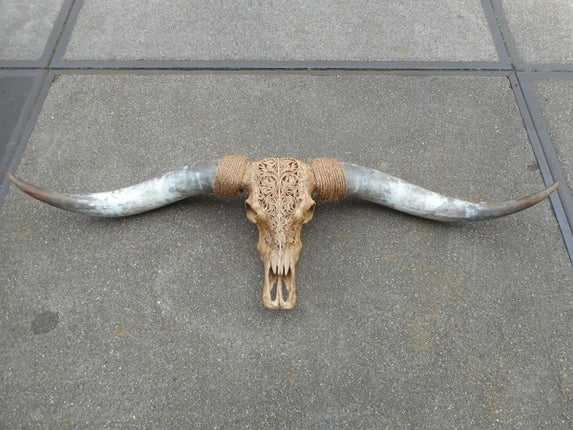 Longhoorn gegraveerd Medium bruin