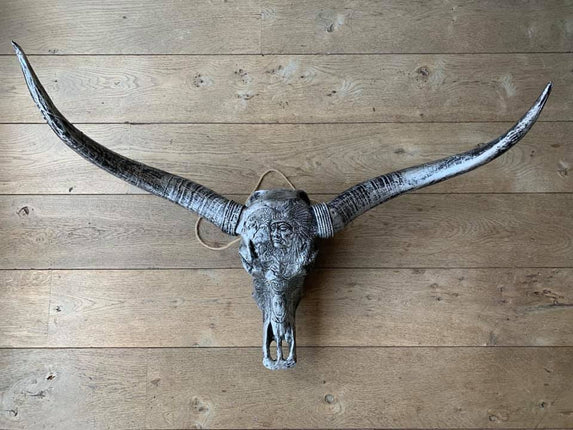 Longhoorn gegraveerd 1 meter breed zilver