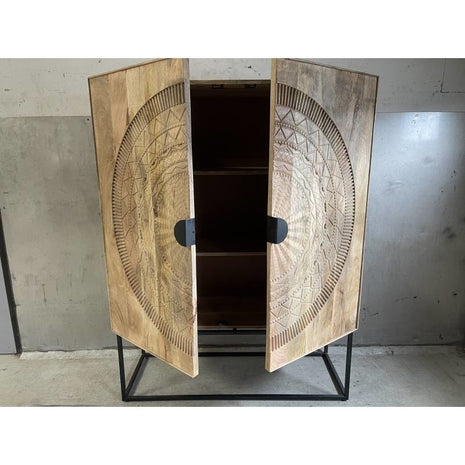 Kast