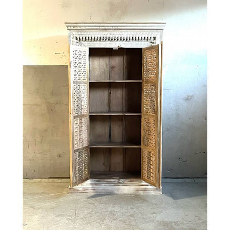 kast